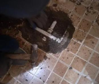 大同卫生间漏水维修公司为您分享下卫生间渗水如何处理及注意事项